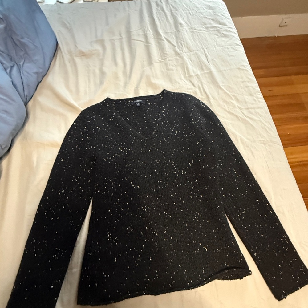 Burberry London virgin wool and cashmere Black Speckled v-neck Sweater - Picture 4 of 9